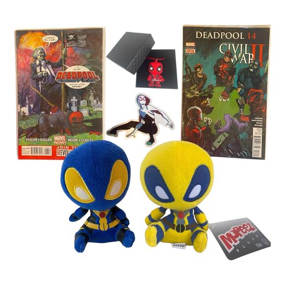 Marvel Deadpool Comic Book & Plush Bundle | 2 Comics, 2 Plushies & Stickers Set - Picture 1 of 11